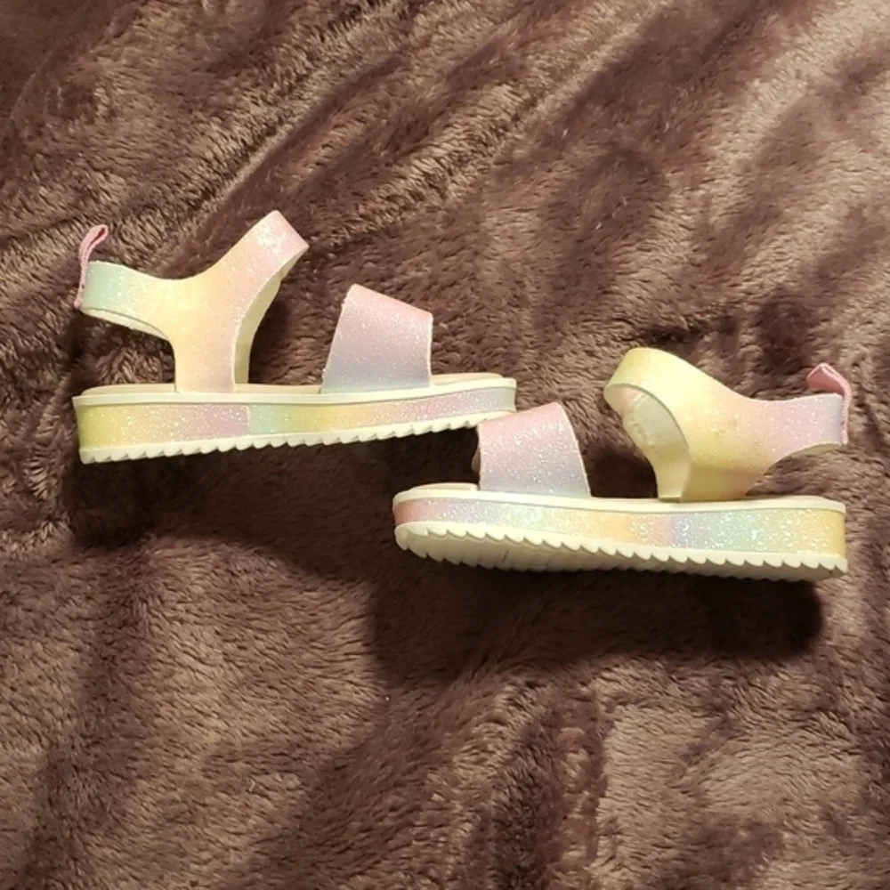 Glittery sandals‎